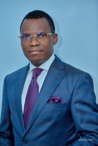 RDC-POLITIQUE: 4 ANS DE L&rsquo; ACR, ELIEZER NTAMBWE APPELLE À LA MOBILISATION COLLECTIVE ET GÉNÉRALE LE 10/10 À 10 HEURES AU STADE VÉLODROME.